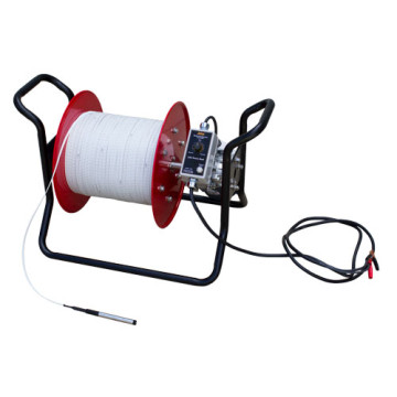 Sonde piézométrique Solinst 101 P7 sur enrouleur motorisé – 300 à 1500 m